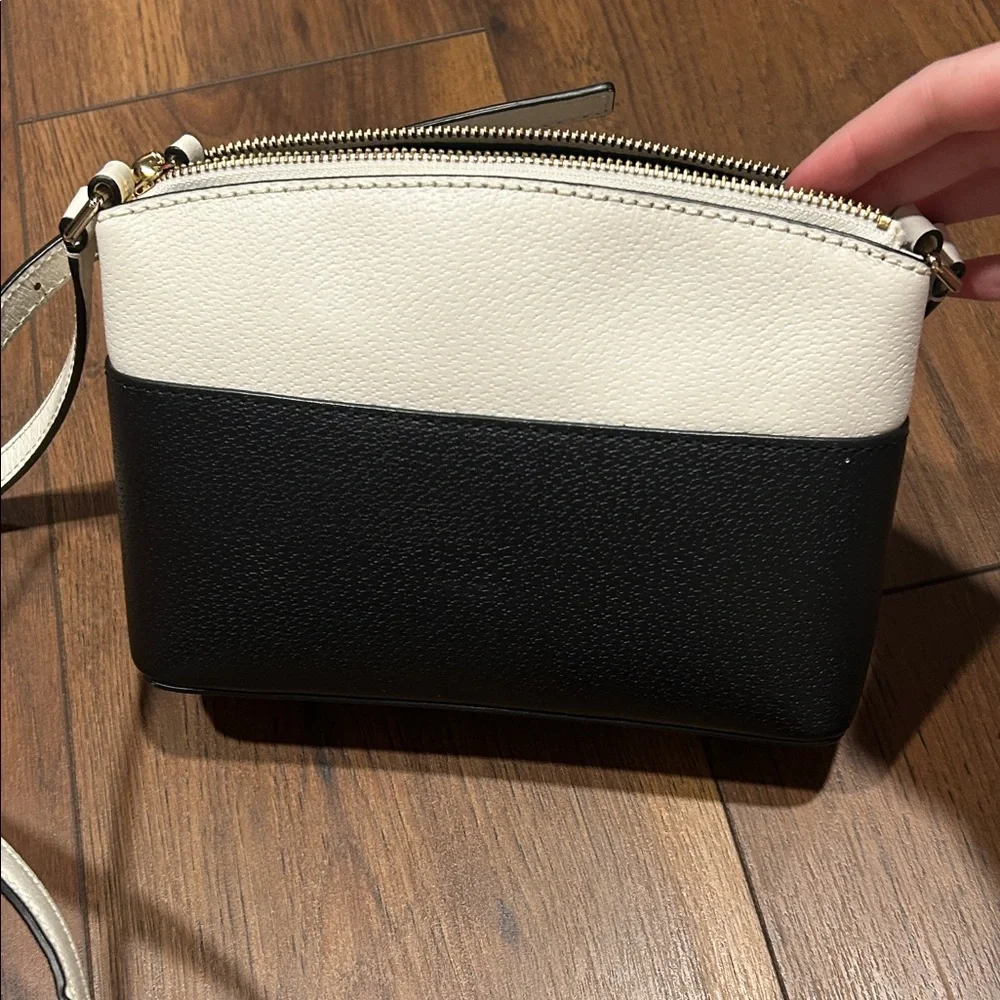 Kate Spade Two-Tone Black and Cream Crossbody Bag - Picture 2 of 3